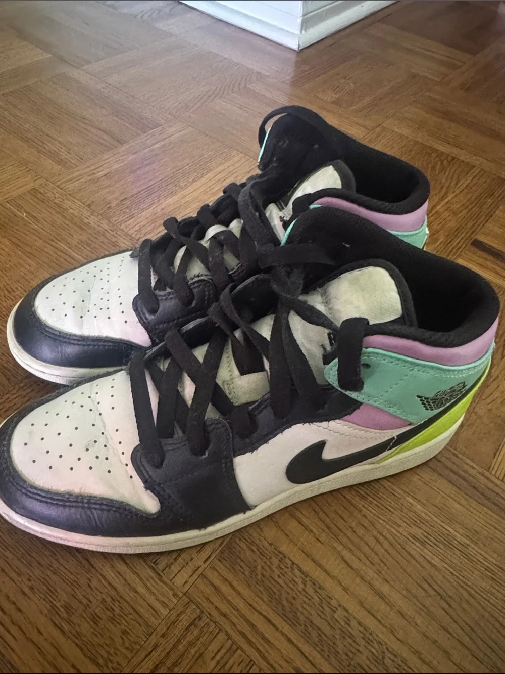 NIKE Air Jordan 1 High-Top Athletic Sneakers in Black, White & Mint